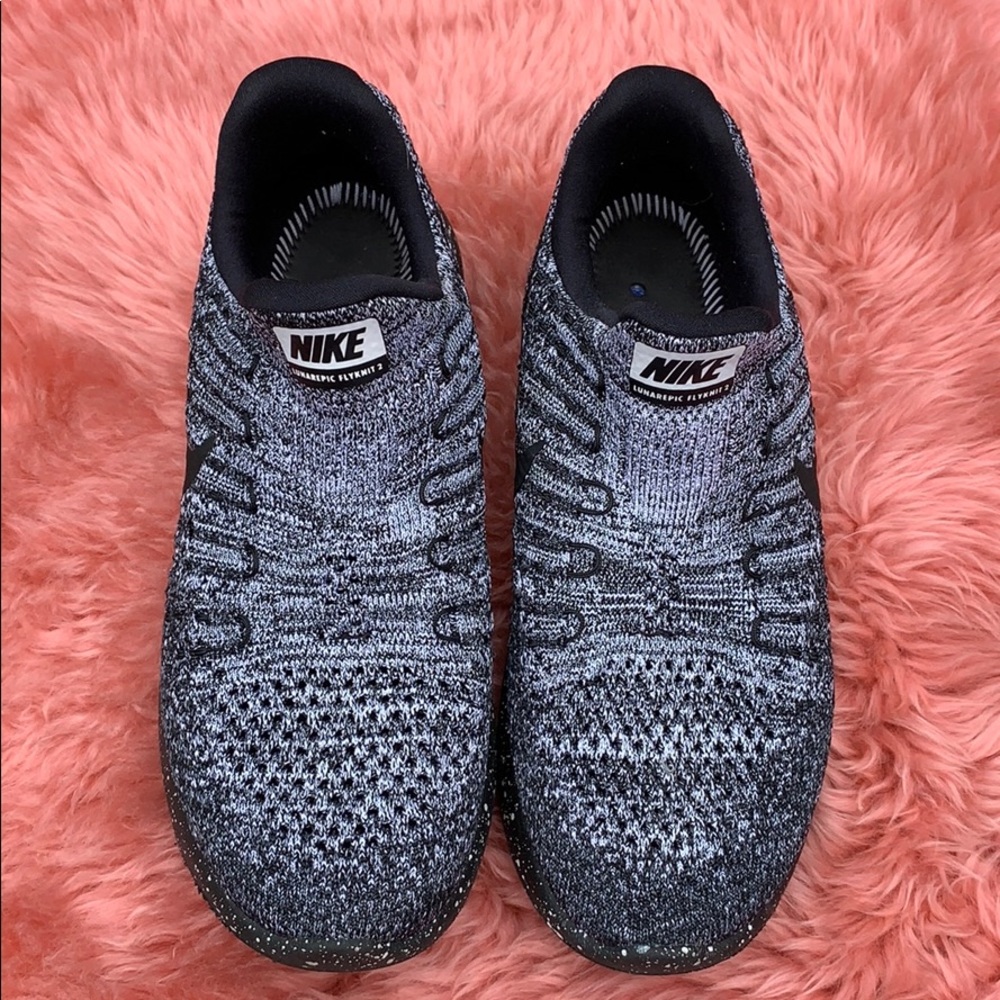 Nike Lunarepic Flyknit 2 Light weight size 7